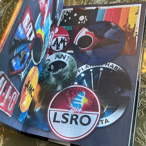 Space 1999 After Shock And Awe book.  Excellent hardcover - Picture 8 of 8